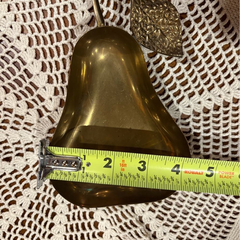 Vintage Brass Apple and Pear Trinket Dishes - Picture 8 of 9